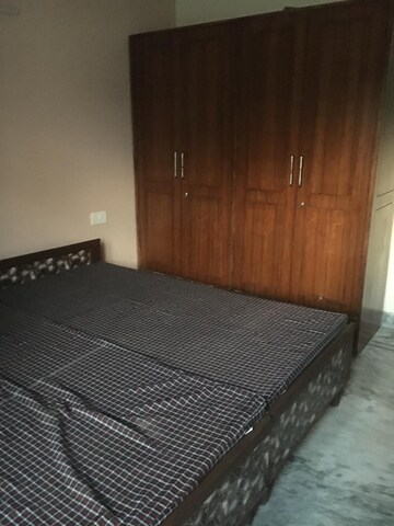 Bedroom in 2 BHK Builder Floor at Sector 77 – for Rent