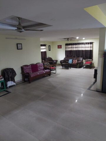 Parking in 3 BHK Builder Floor at Uttam Nagar – for Rent