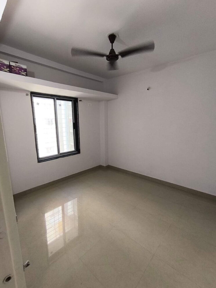 Room, mohan-park 1 Bedroom 683 Sq.Ft. Apartment In Khadakpada Thane 7885712