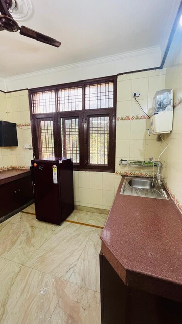 Living Room in 3 BHK Builder Floor at Plaza Mall, Sector 28 – for Rent