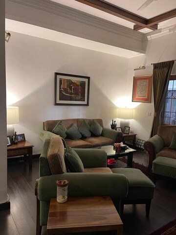 3 BHK Builder Floor For Sale in Chattarpur