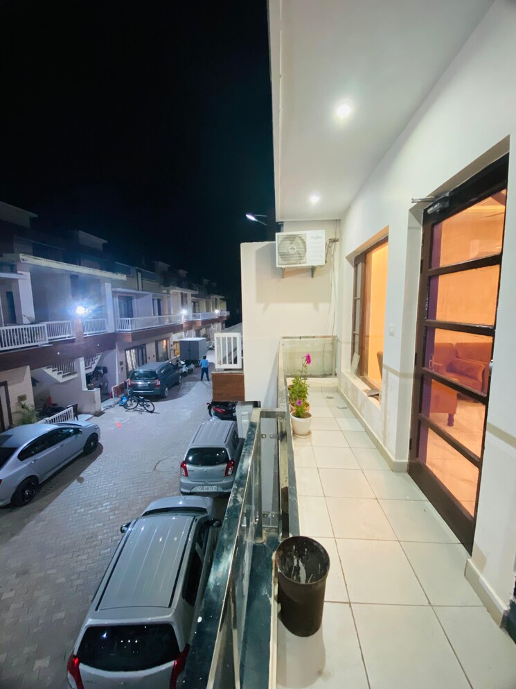 Balcony, sunny enclave 2 Bedroom 1190 Sq.Ft. Apartment In Sunny Enclave Mohali 7885885