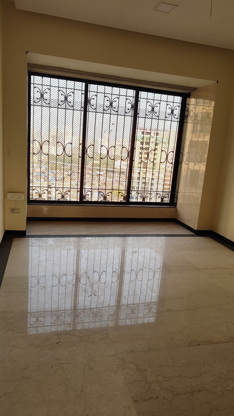 Attached Bathroom, windermere-chs-andheri-west 3.5 Bedroom 1750 Sq.Ft. Apartment In Andheri West Mumbai 7885937