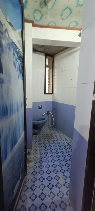 Bathroom in 1.5 BHK Apartment at Legend Apartment Santacruz, Santacruz East – for Rent