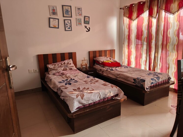 Bedroom, prateek-wisteria 4 Bedroom 2115 Sq.Ft. Apartment In Sector 77 Noida 7886105