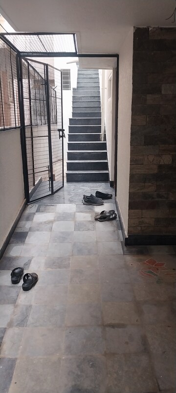 Master Bedroom in 4 BHK Independent House at Padmanabhanagar – for Rent