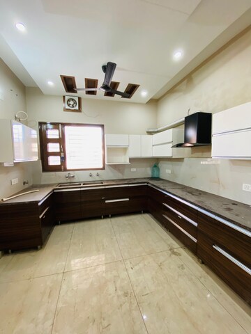 2 BHK Apartment For Rent in Sunny Enclave