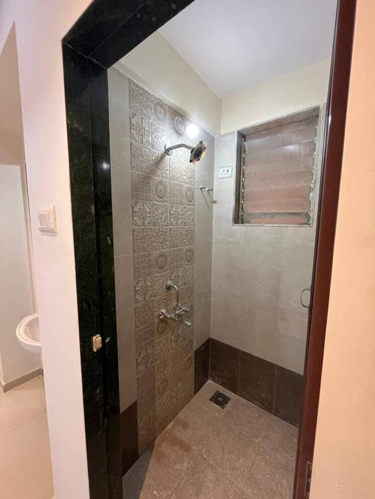 Bathroom, kharghar sector 37 3 Bedroom 980 Sq.Ft. Apartment In Kharghar Sector 37 Navi Mumbai 7886453