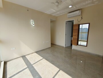 Room in 2 BHK Apartment at Tata Serein, Pokhran Road No 2 – for Rent