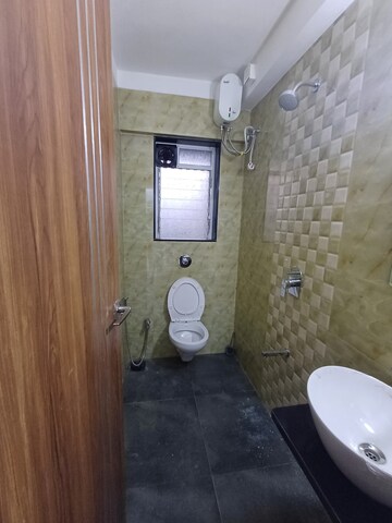 Bathroom in 1 BHK Apartment at Jogeshwari East – for Sale