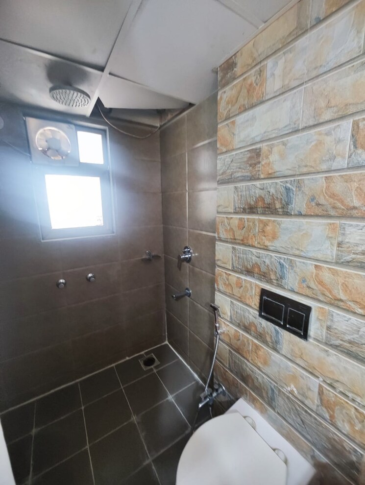 Bathroom, brahma-f-residences 2 Bedroom 641 Sq.Ft. Apartment In Kalyani Nagar Pune 7886540