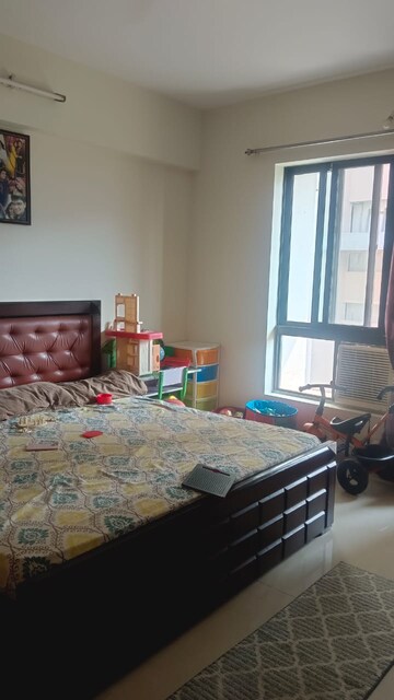 Master Bedroom in 3 BHK Apartment at Konark Splendour, Kalyani Nagar – for Rent