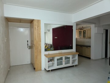 Room in 2 BHK Apartment at Atul Leela Garden, Kalyani Nagar – for Rent