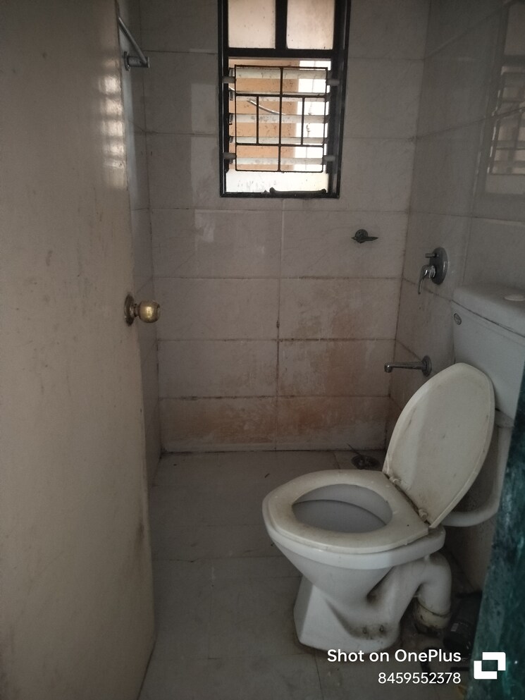 Bathroom, dsk-meghmalhar-phase-ii 2 Bedroom 1000 Sq.Ft. Apartment In Sinhagad Road Pune 7886570