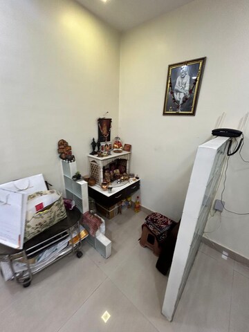 Furnished Amenities in 2 BHK Apartment at Happy Valley, Manpada – for Rent