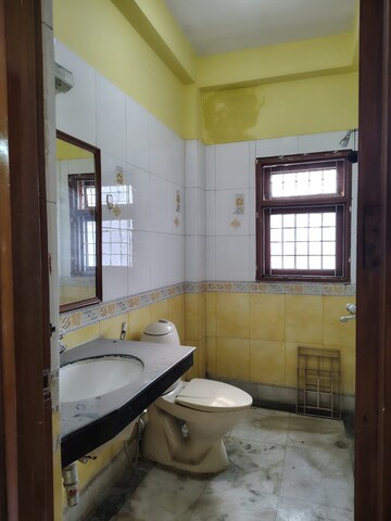 Kitchen in 3 BHK Builder Floor at Uppal Southend, Sector 49 – for Rent