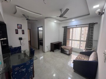 2 BHK Apartment For Rent in Lodha Amara, Kolshet Road