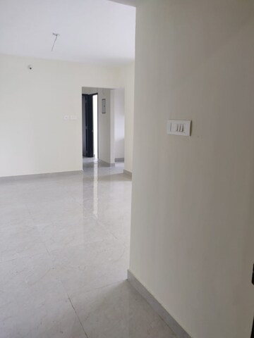 Room in 2 BHK Apartment at Ghatkopar East – for Rent