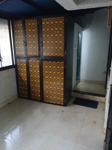 Room in 3 BHK Apartment at Kopar Khairane – for Rent