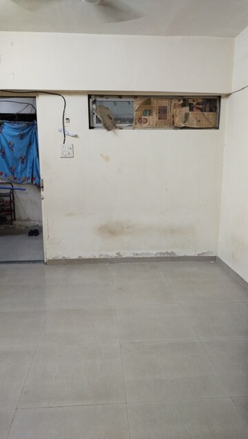 Room in 2 BHK Apartment at Shiv Srushti Apartments, Kurla East – for Rent