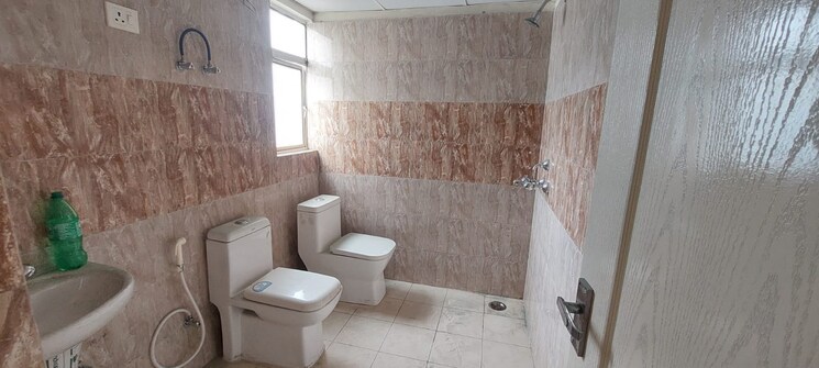 Master Bedroom, gardenia-golf-city 3 Bedroom 1350 Sq.Ft. Apartment In Sector 75 Noida 7886792