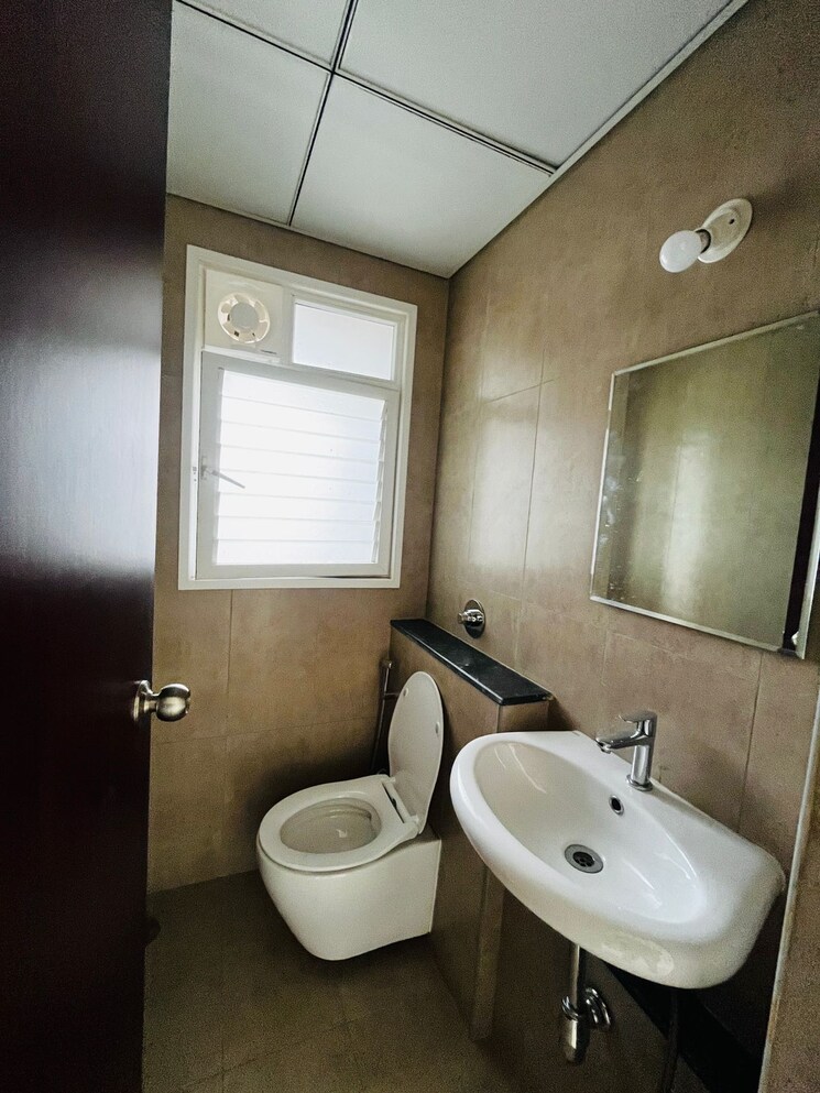 Bathroom, kolte-patil-ivy-estate-nia 2 Bedroom 526 Sq.Ft. Apartment In Wagholi Pune 7886809