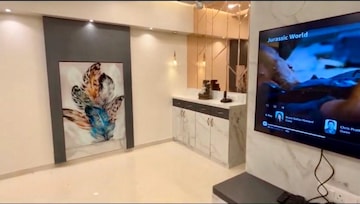 Room in 2 BHK Apartment at Lodha Amara, Kolshet Road – for Sale