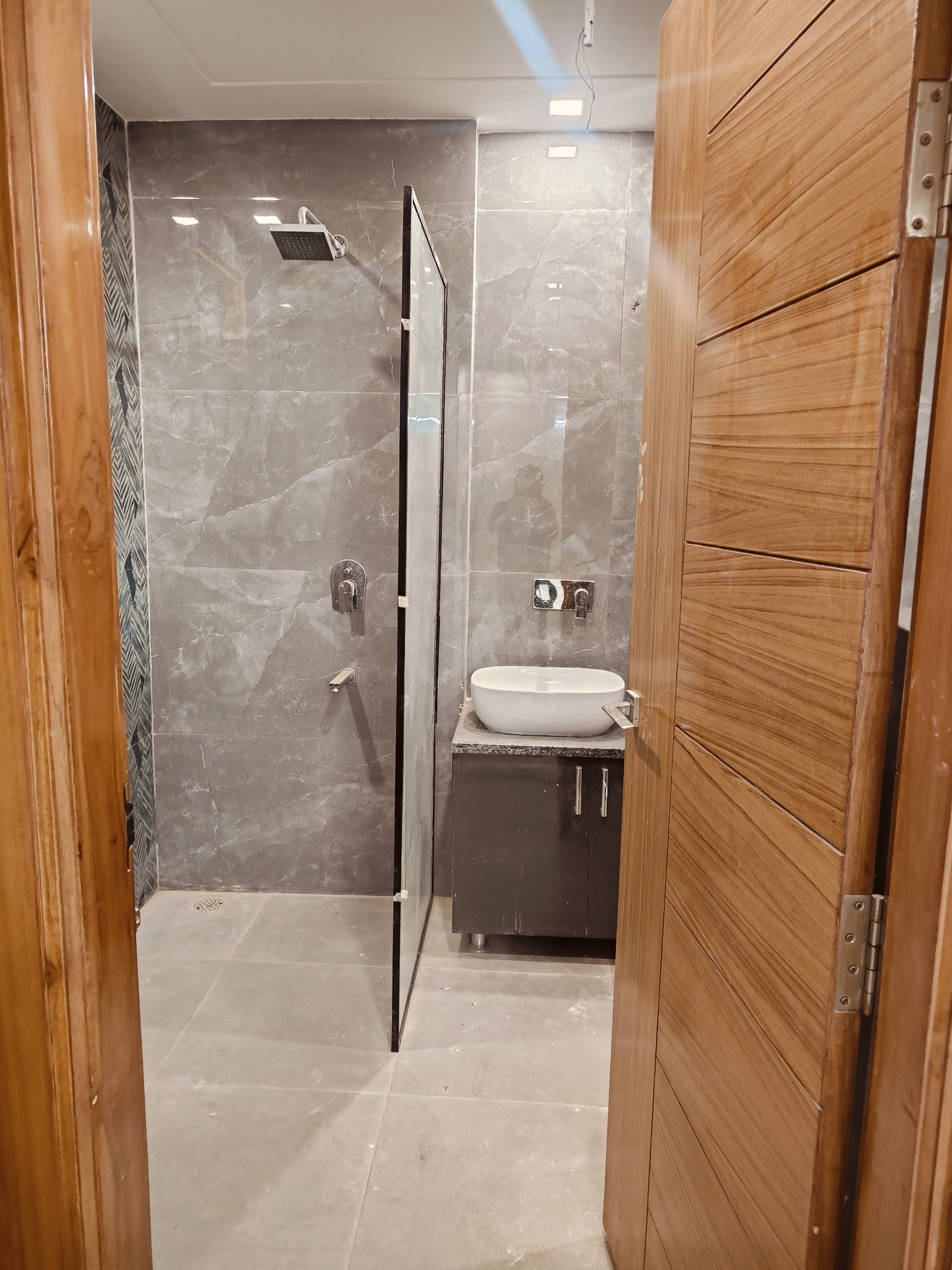 3 BHK + Pooja Room,Servant Room Builder Floor For Sale in BPTP Parkland Pride