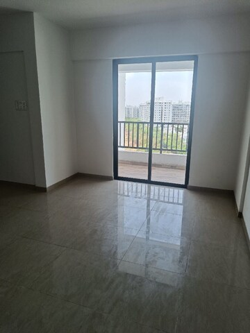 Room in 1 BHK Apartment at Kolte Ivy Estate, Wagholi – for Rent