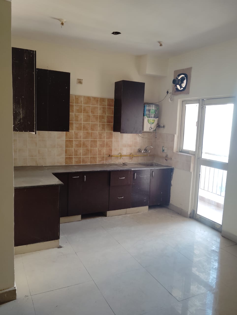 3 BHK + Pooja Room Apartment For Sale in Amrapali Silicon City