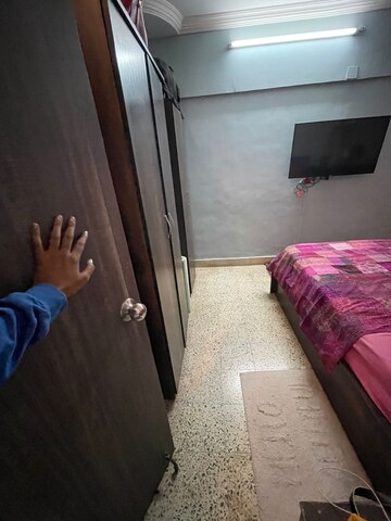 Bedroom in 1 BHK Apartment at Andheri West – for Rent