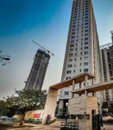 4 BHK Apartment – Exterior View View at Swarnamani, Em Bypass - for Sale