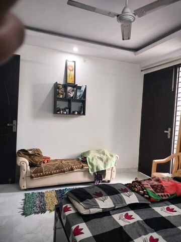 Living Room in 2 BHK Builder Floor at Ansal Plaza Sector-23, Sector 23 – for Rent