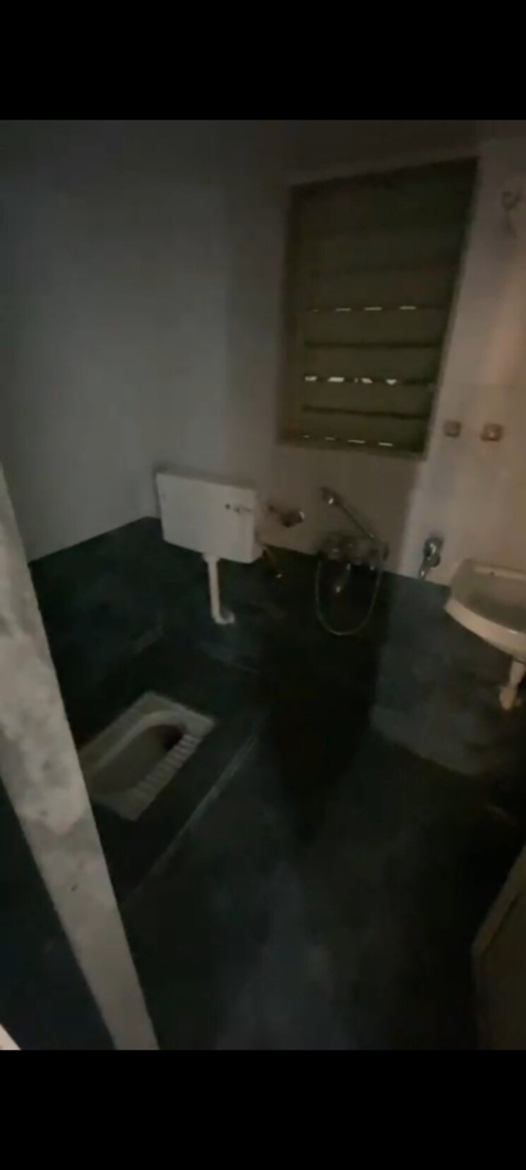 Bathroom, seven-apna-ghar-phase-2-plot-b 1 Bedroom 323 Sq.Ft. Apartment In Mira Road Thane 7886913