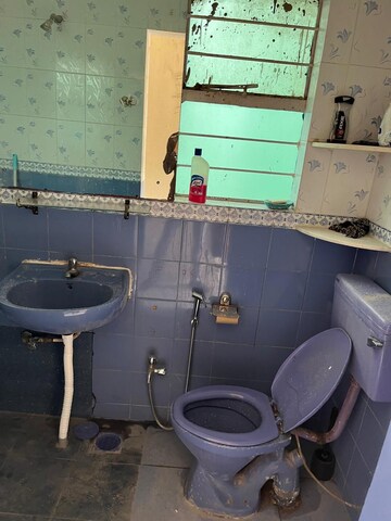 Master Bedroom in 1 BHK Apartment at Saudamini CHS, Kothrud – for Rent