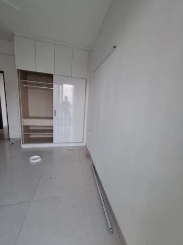 Room in 2 BHK Apartment at Uptown Insignia, International Airport Road – for Rent