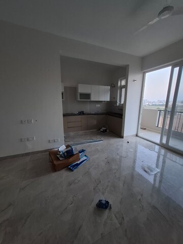 Room in 2 BHK Apartment at Uptown Insignia, International Airport Road – for Rent