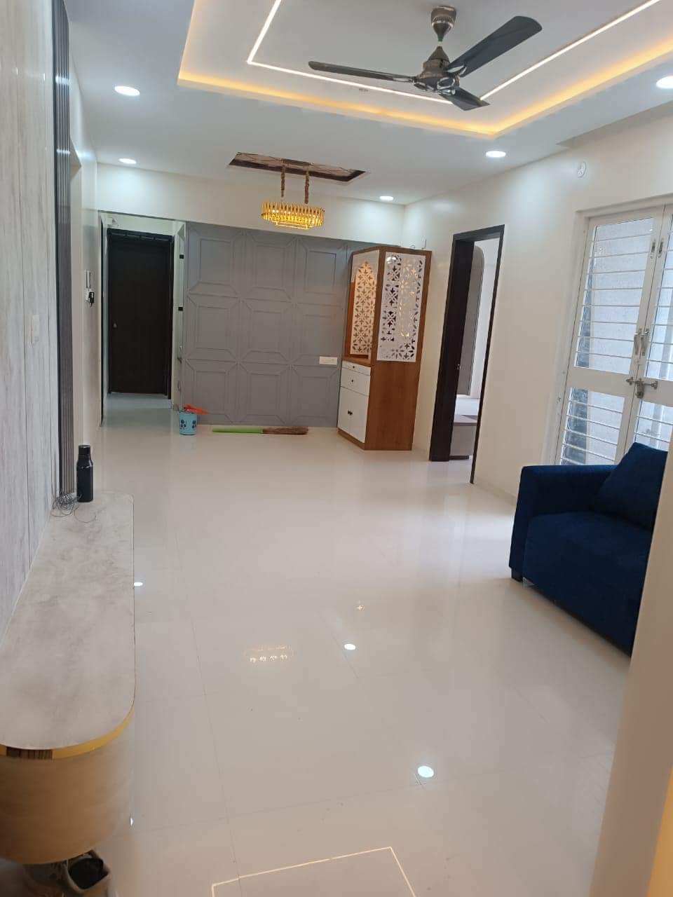 2 BHK Apartment For Rent in Bredco New Viceroy Park  Kandivali East Mumbai  7886993