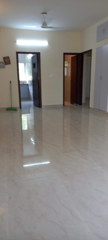 Master Bedroom in 3.5 BHK Apartment at Sarita Vihar – for Rent