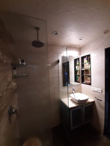 Bedroom in 2 BHK Apartment at Dipti Flora Khar West, Khar West – for Rent