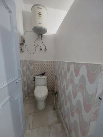Bathroom in 1.5 BHK Builder Floor at Vaishali Sector 4 – for Rent
