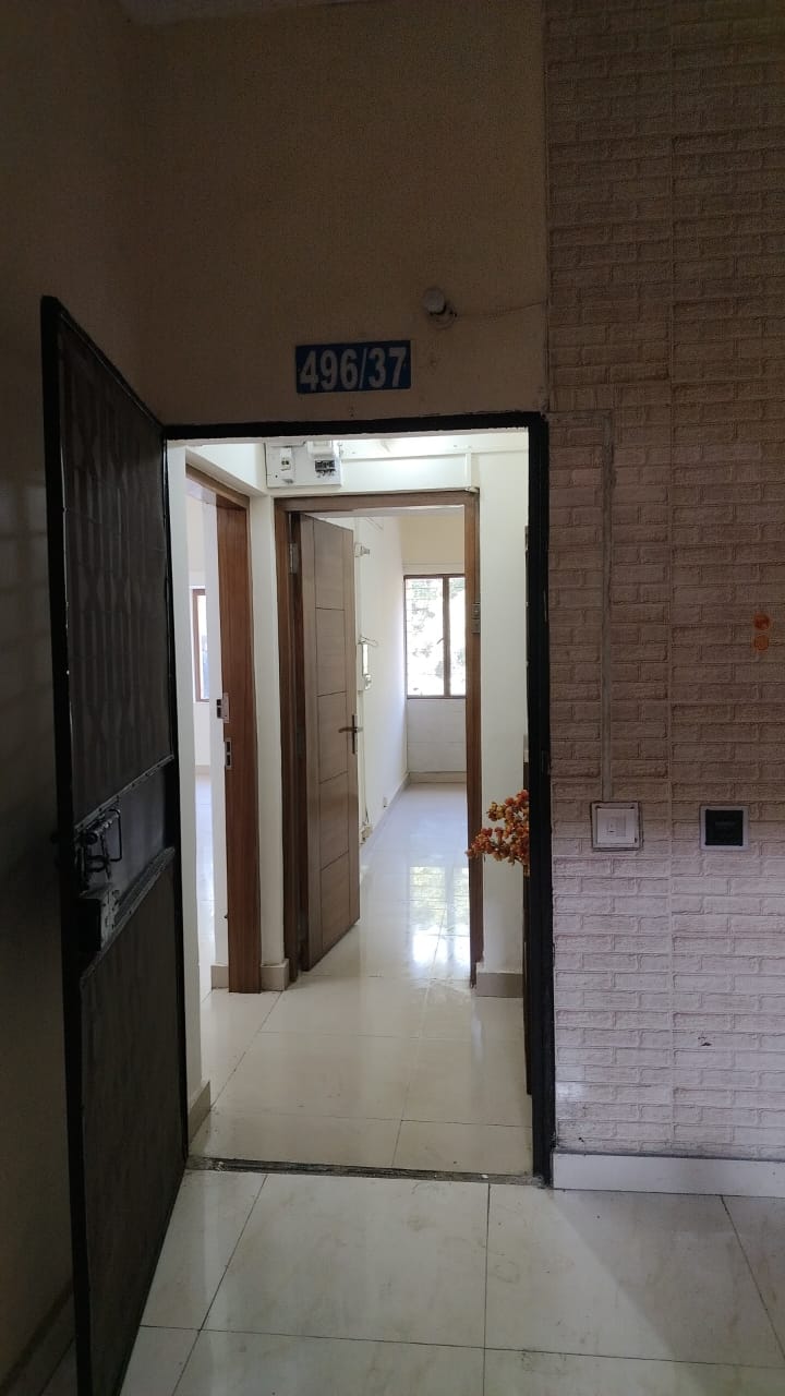 3.5 BHK + Servant Room 1750 Sq.Ft. Apartment in Arun Vihar Sector 37