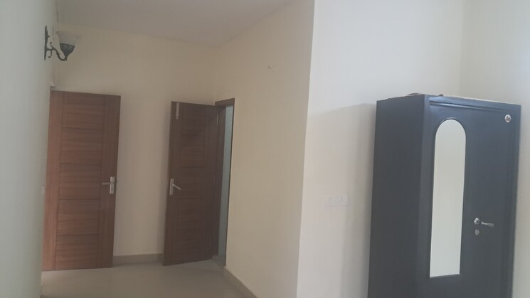 Room, arun-vihar-sector-37 3.5 Bedroom 1750 Sq.Ft. Apartment In Sector 37 Noida 7887170