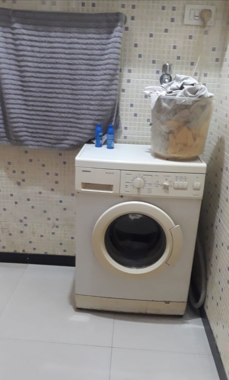 Master Bedroom, silver-castle-andheri-east 2 Bedroom 1025 Sq.Ft. Apartment In Andheri East Mumbai 7887178