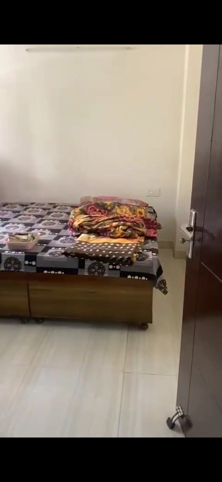 Bedroom, vasant enclave 3 Bedroom 892 Sq.Ft. Builder Floor In Vasant Enclave Delhi 7887191