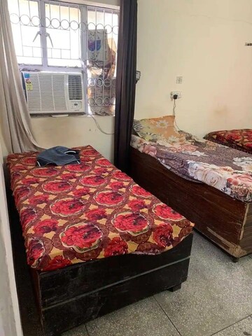 Room in  Pg at Sarita Vihar – for Rent