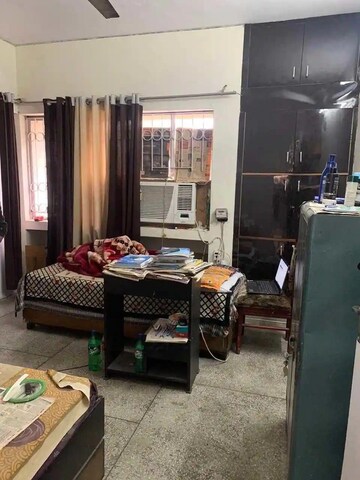 Room in  Pg at Sarita Vihar – for Rent