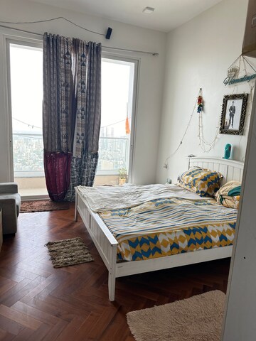 Room in  Pg at Omkar Alta Monte, Malad East – for Rent