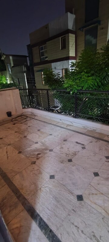 Balcony in 3.5 BHK Independent House at Sector 55 – for Rent