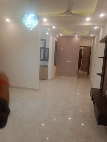Master Bedroom in 2 BHK Builder Floor at Vijay Nagar – for Sale